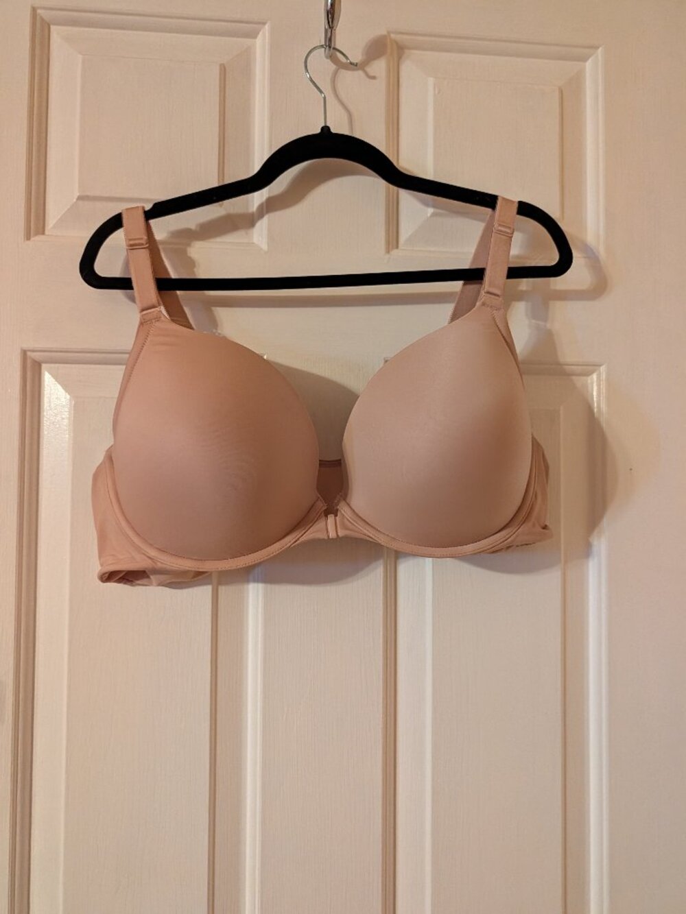 Torrid Front Clasp Back Smoothing Nude Bra ~ 42DD
